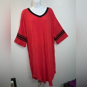 Preloved Sporty Red & Black V-Neck Knee-Length Nightgown w/ Black Trim Sz 2XL